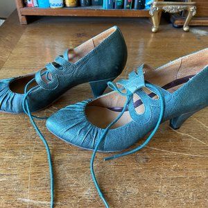 Indigo Low High Heels--7M